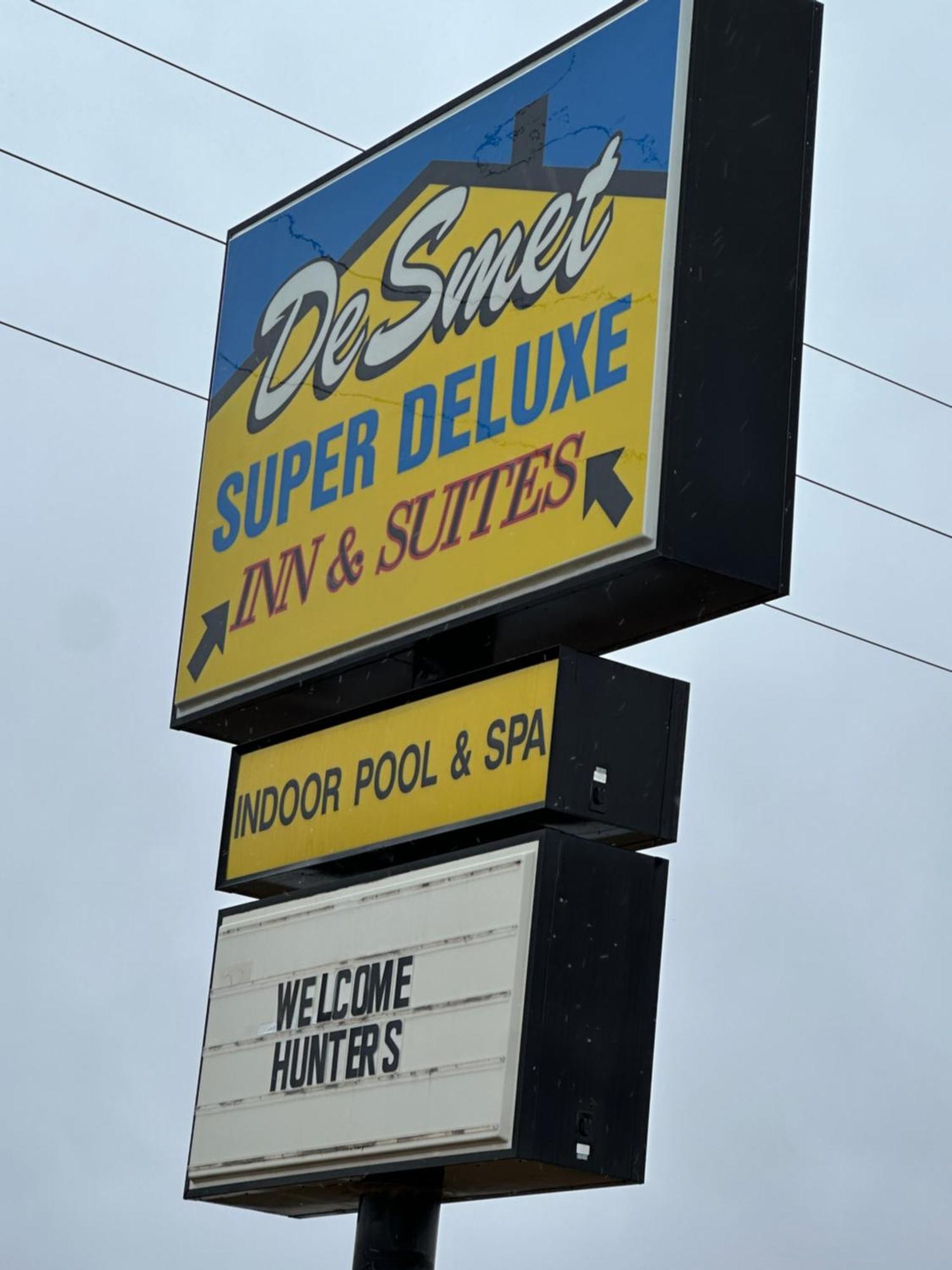 De Smet Super Deluxe Inn & Suites المظهر الخارجي الصورة