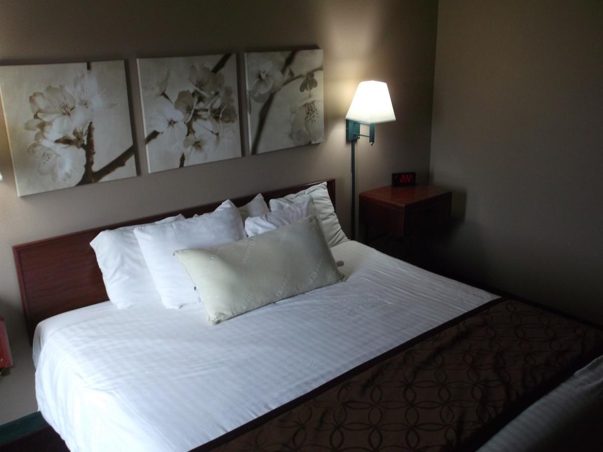 De Smet Super Deluxe Inn & Suites المظهر الخارجي الصورة